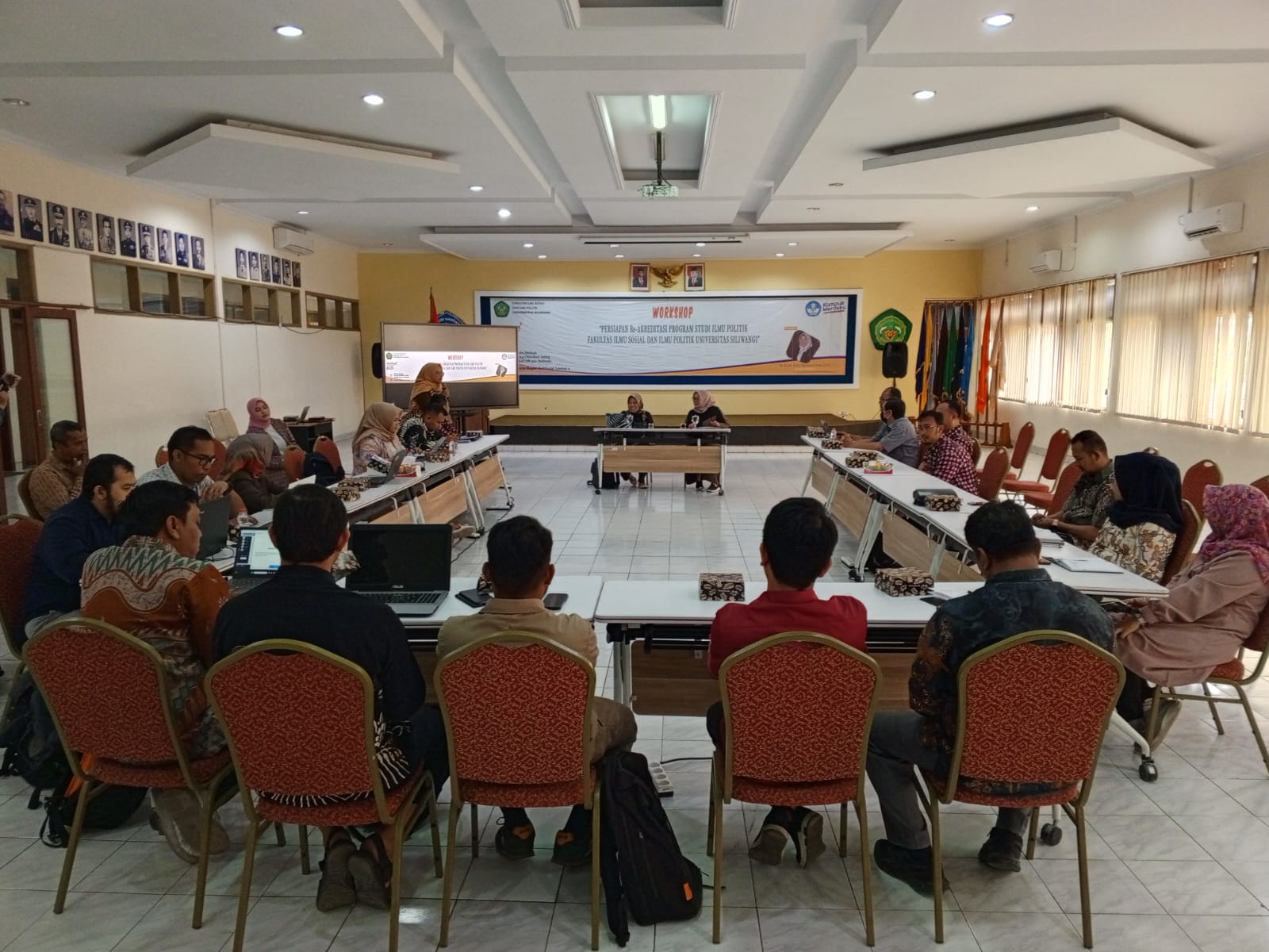 Workshop “Persiapan Re-Akreditasi Program Studi Ilmu Politik Fakultas Ilmu Sosial dan Ilmu Politik Universitas Siliwangi”